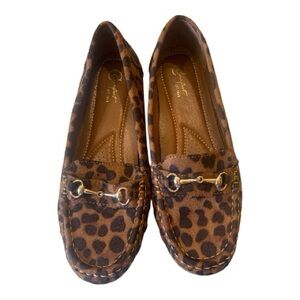 C'omfort Faux Leopard Slip-On Loafers Moccasins Buckle Accent Size 8